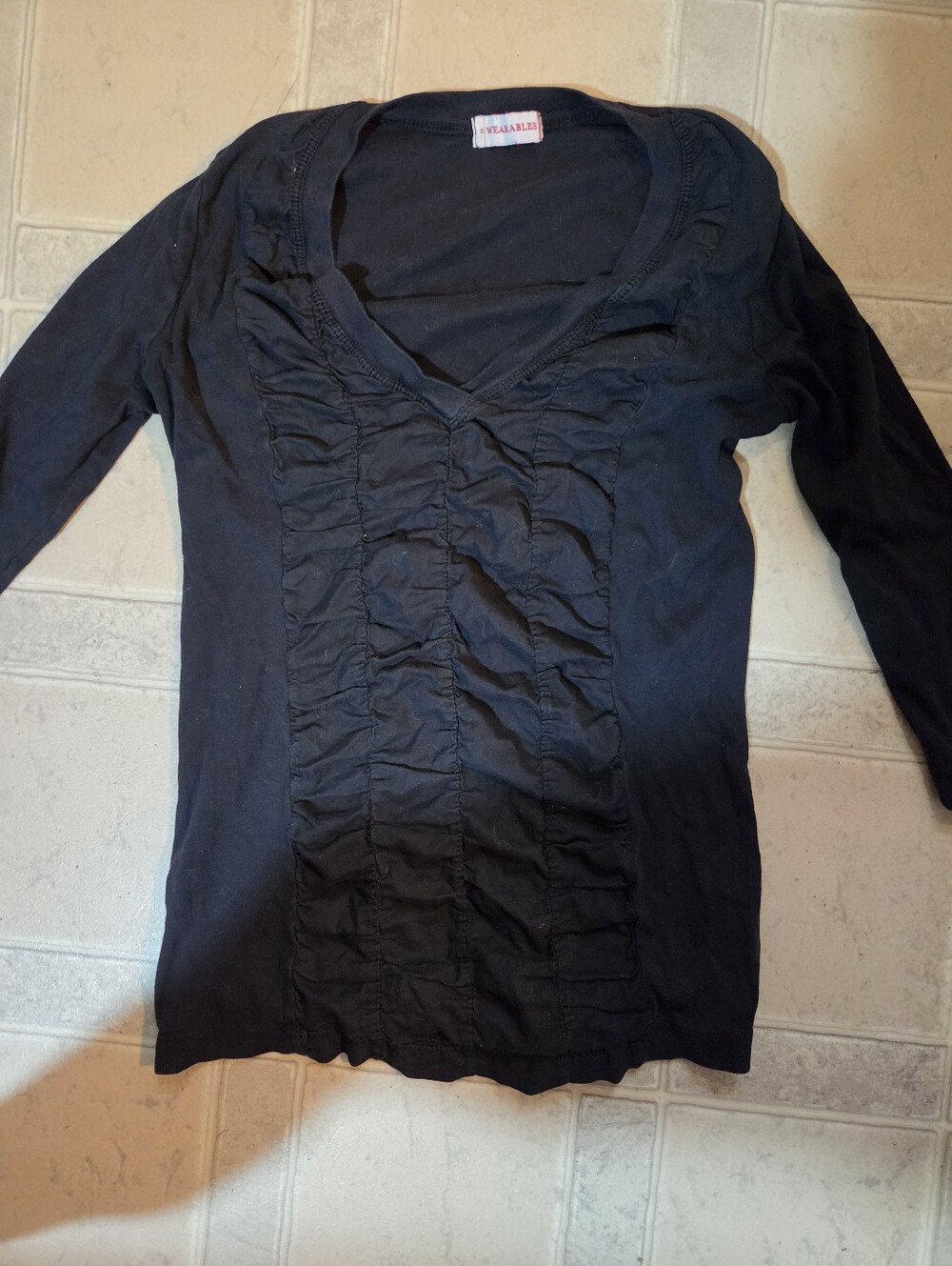 Wearables Black Ruffle-Front V-Neck Long Sleeve Top